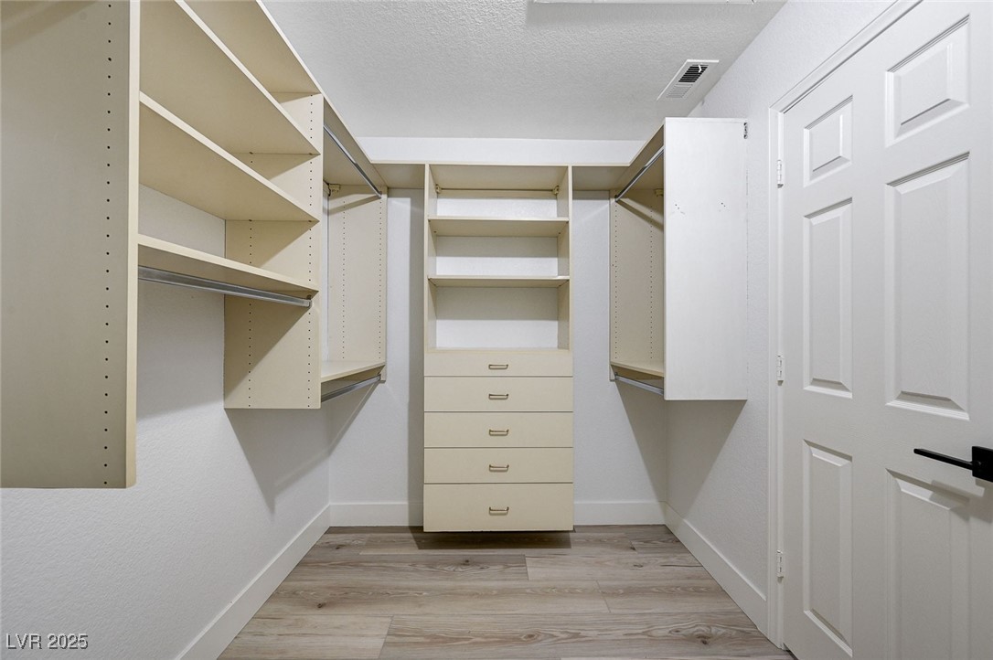 4004 Featherstone Lane