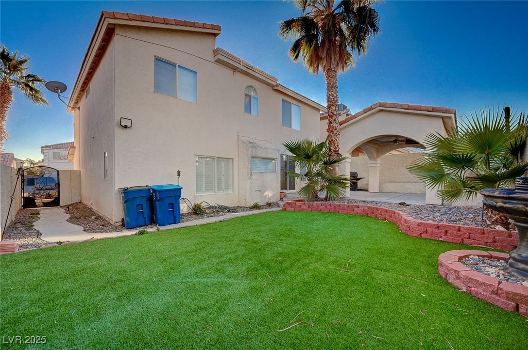 8776 Country View Avenue