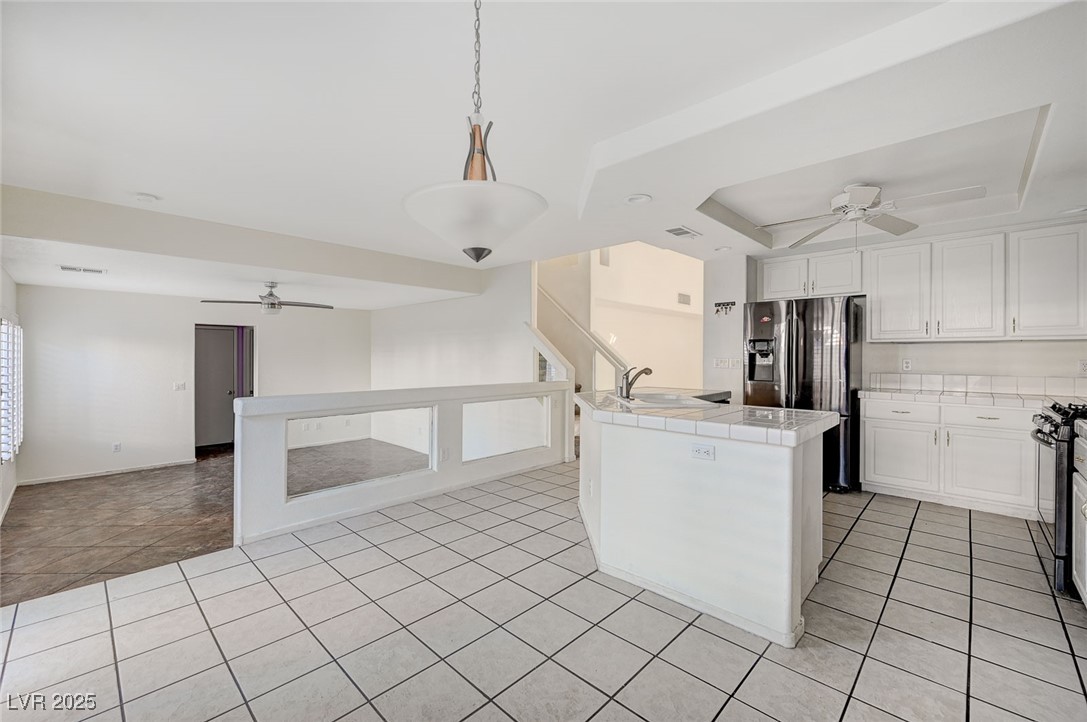 8776 Country View Avenue