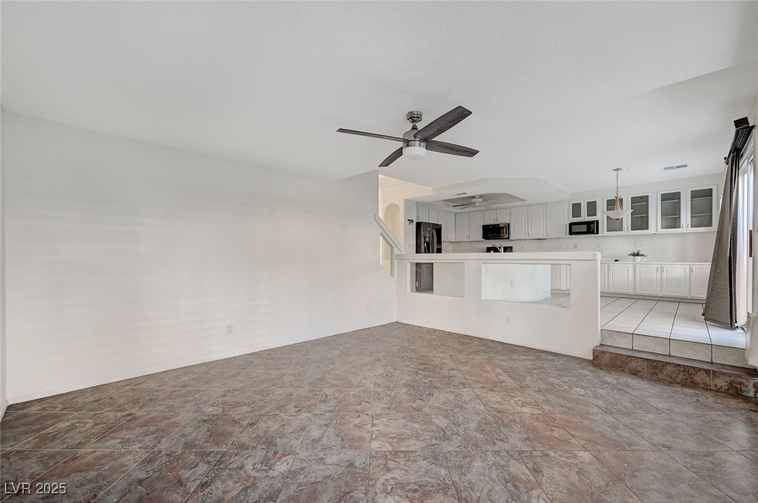8776 Country View Avenue