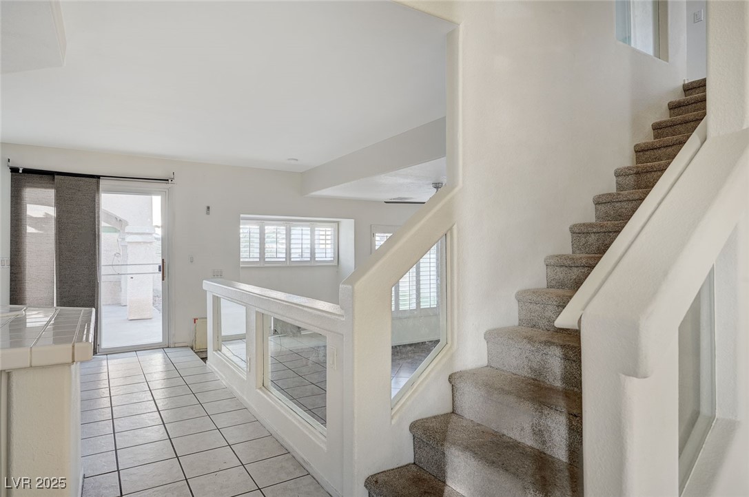 8776 Country View Avenue