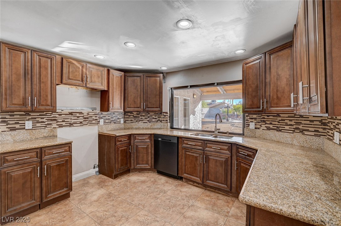 4373 East Hacienda Avenue