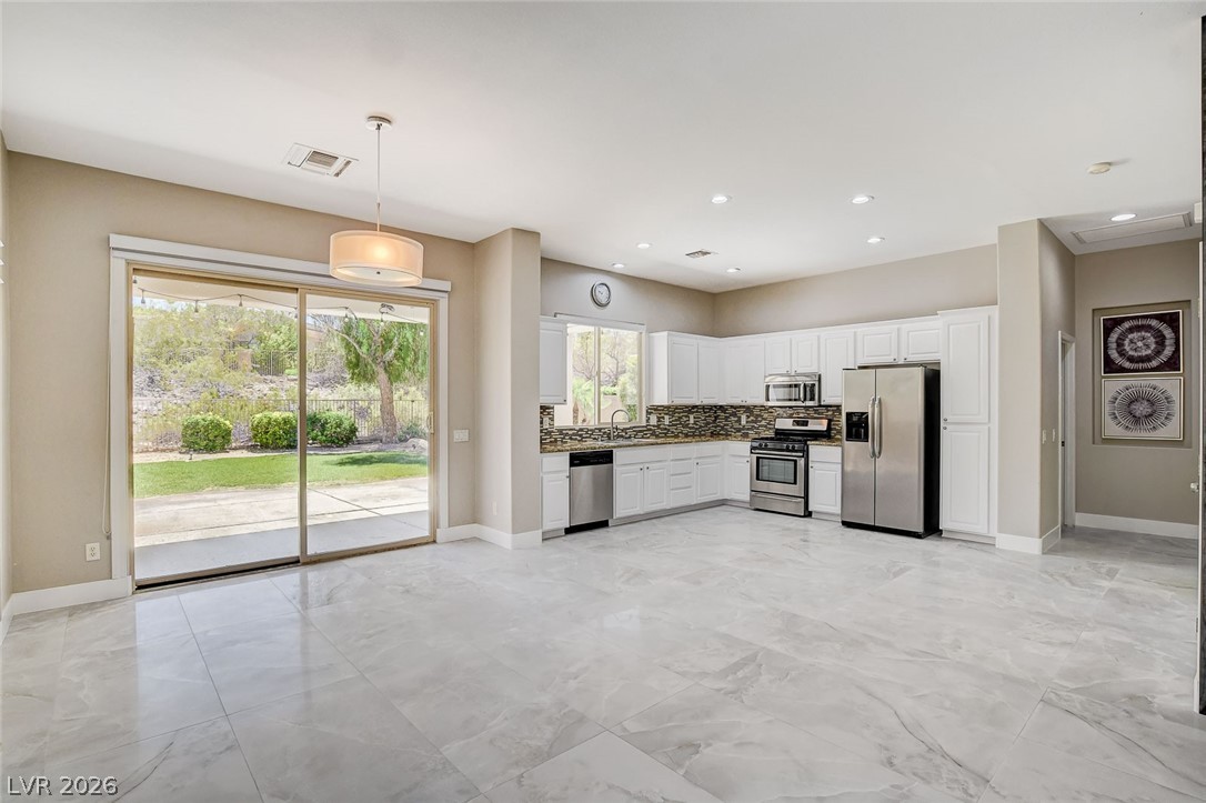 14 Emerald Dunes Circle