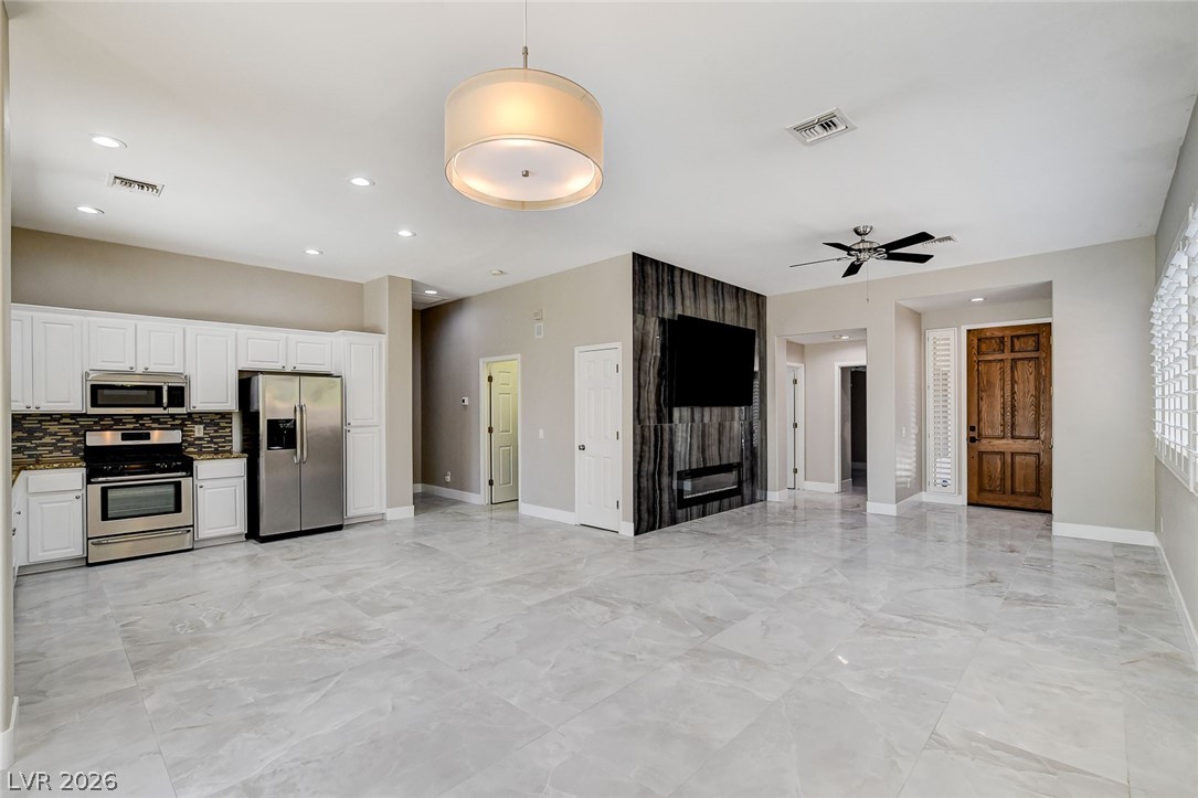 14 Emerald Dunes Circle