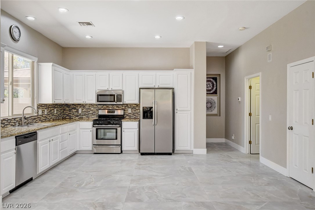 14 Emerald Dunes Circle