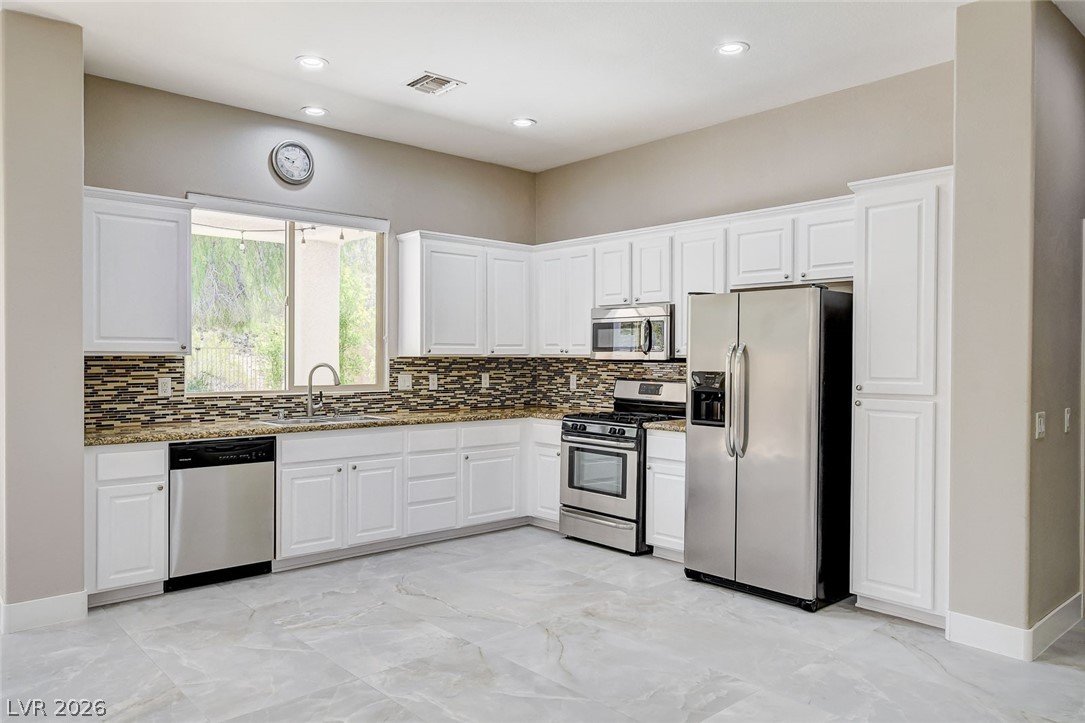 14 Emerald Dunes Circle