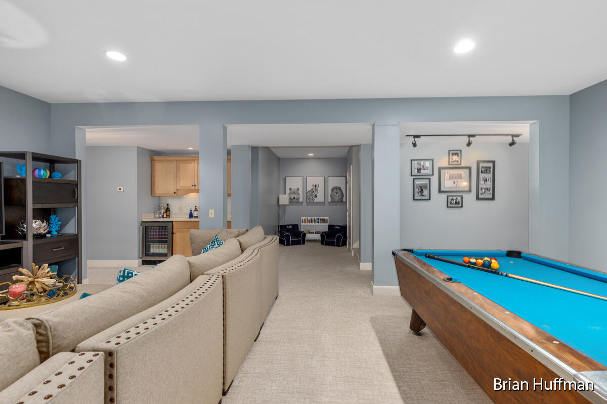 4995 W Village Trail SE