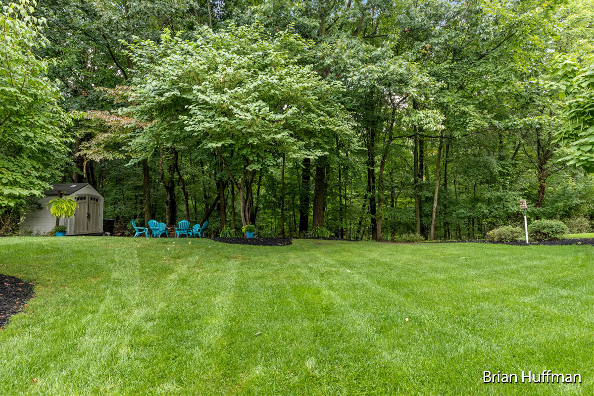 4995 W Village Trail SE