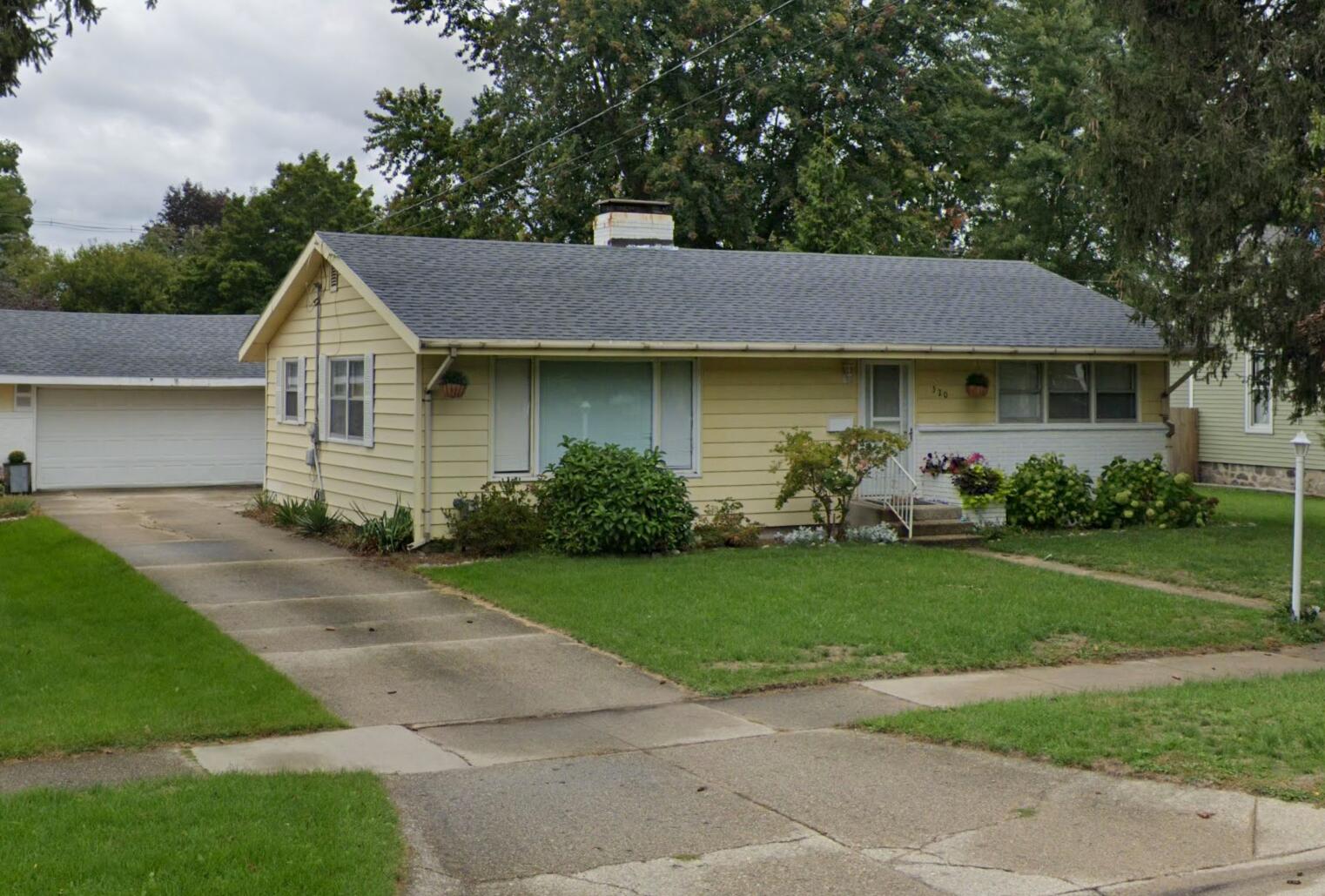 520 Lincoln Lake Avenue