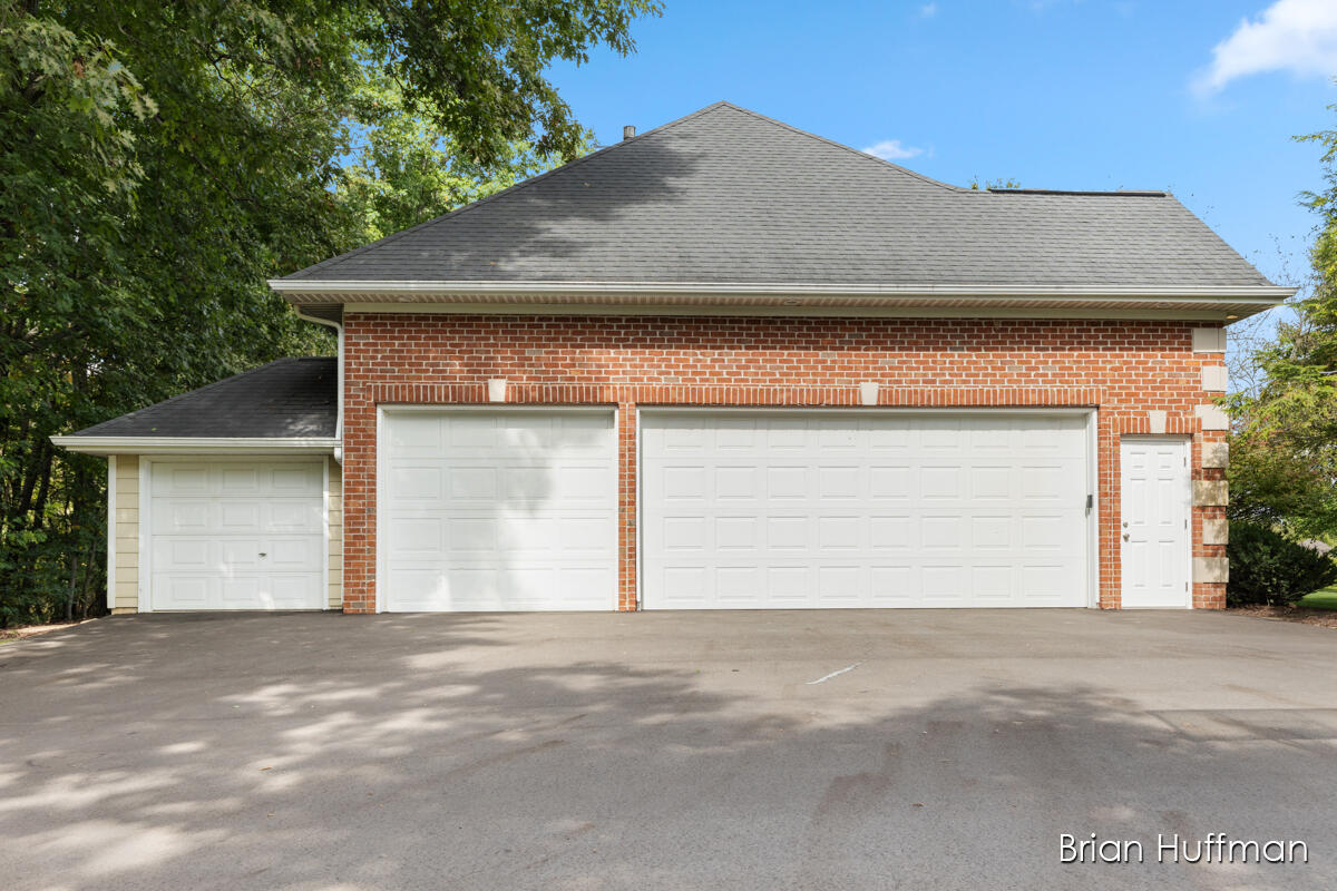 1747 Flowers Mill Drive NE