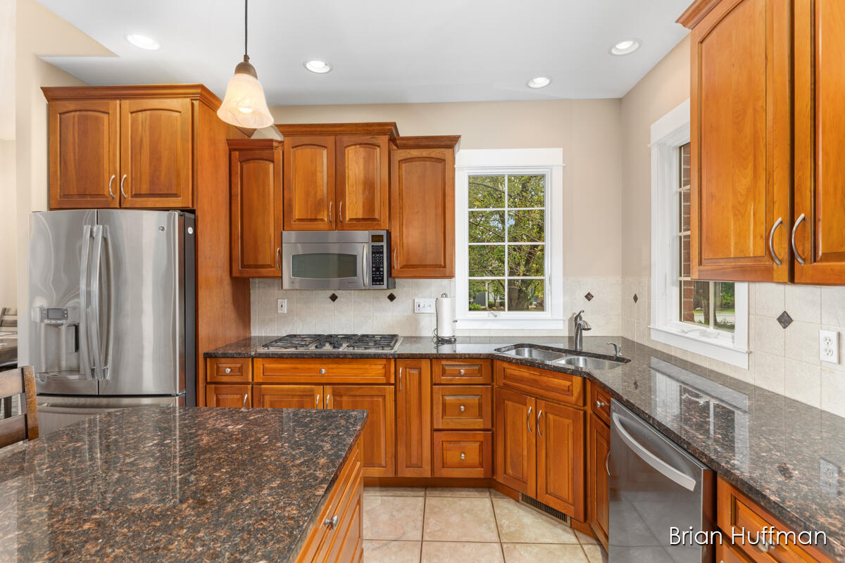 1747 Flowers Mill Drive NE