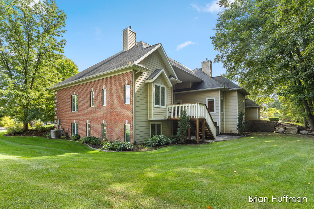 1747 Flowers Mill Drive NE