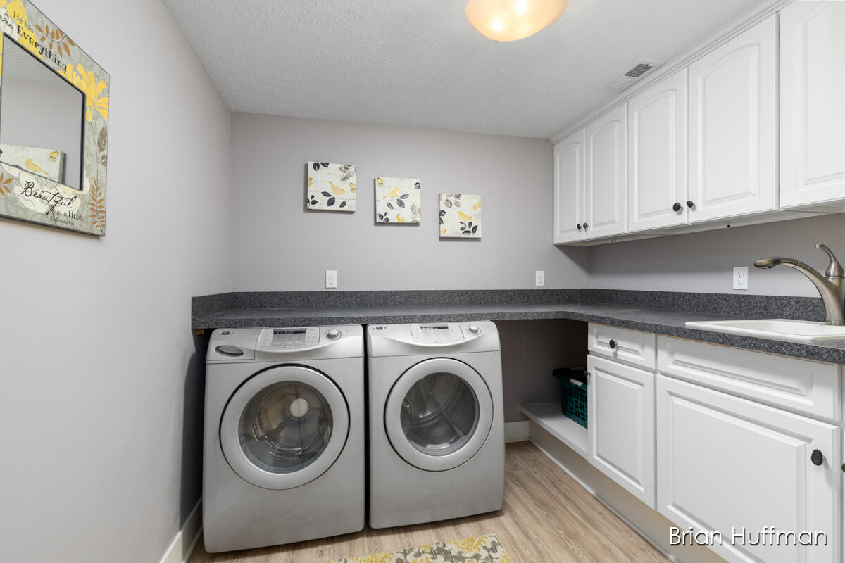 1747 Flowers Mill Drive NE