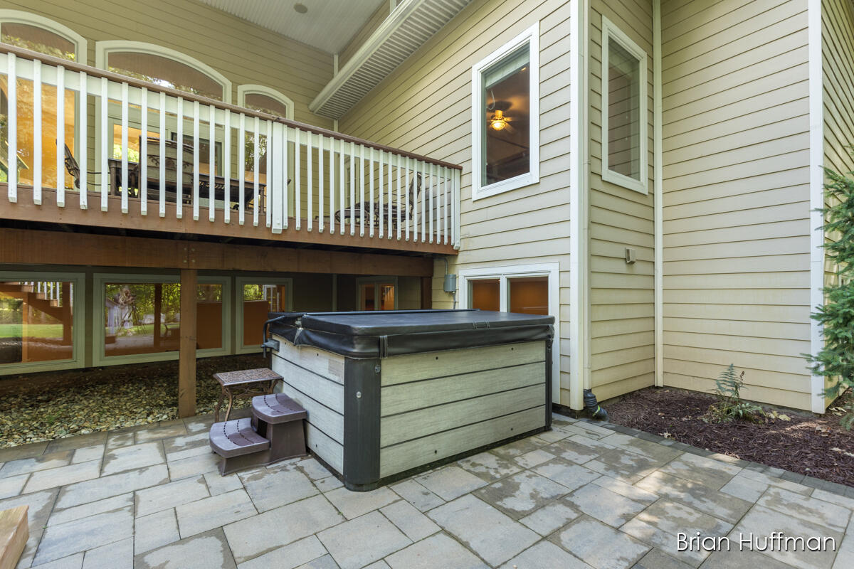 1747 Flowers Mill Drive NE