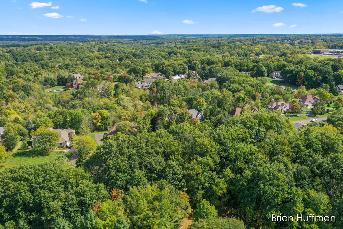 1747 Flowers Mill Drive NE