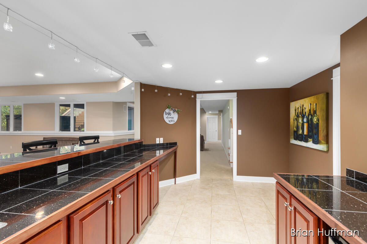 1747 Flowers Mill Drive NE