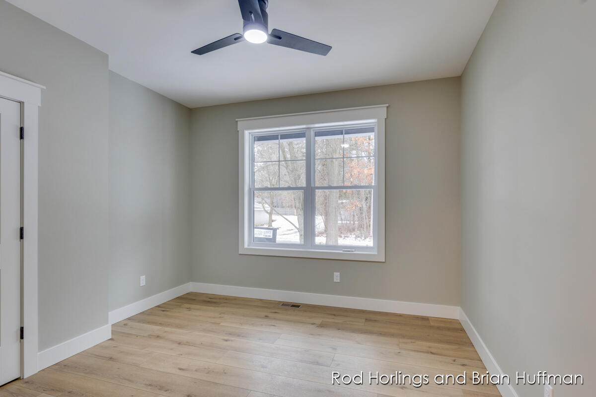 2169 Valentine Street NE