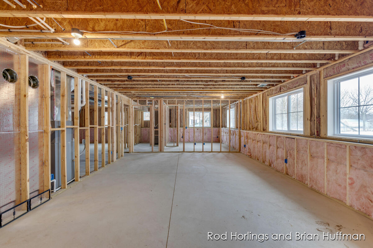 2169 Valentine Street NE