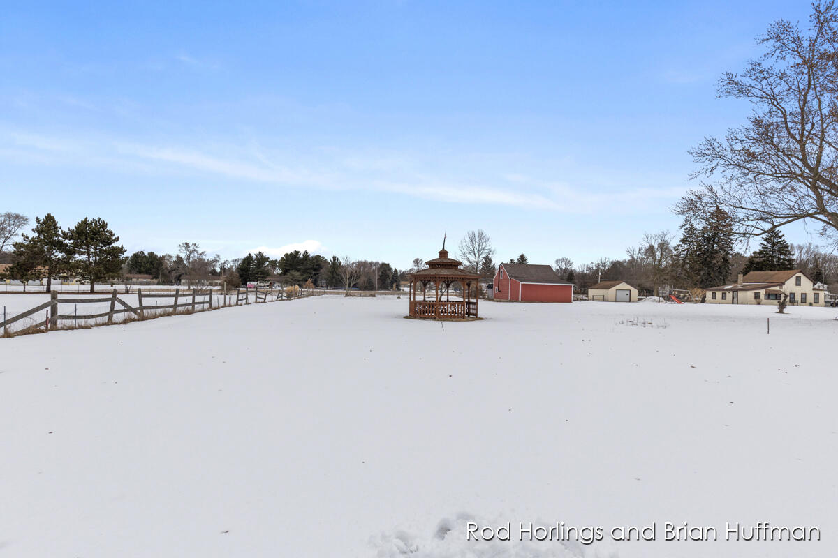 2169 Valentine Street NE