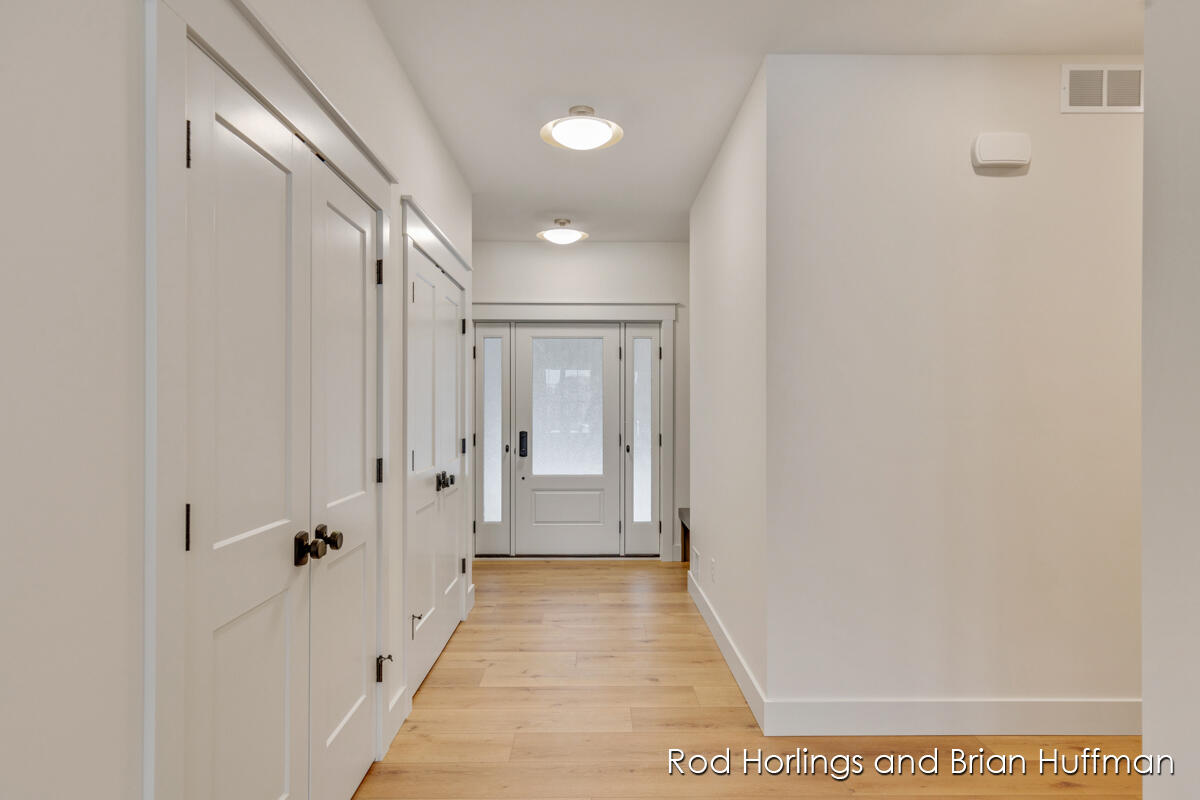 2169 Valentine Street NE