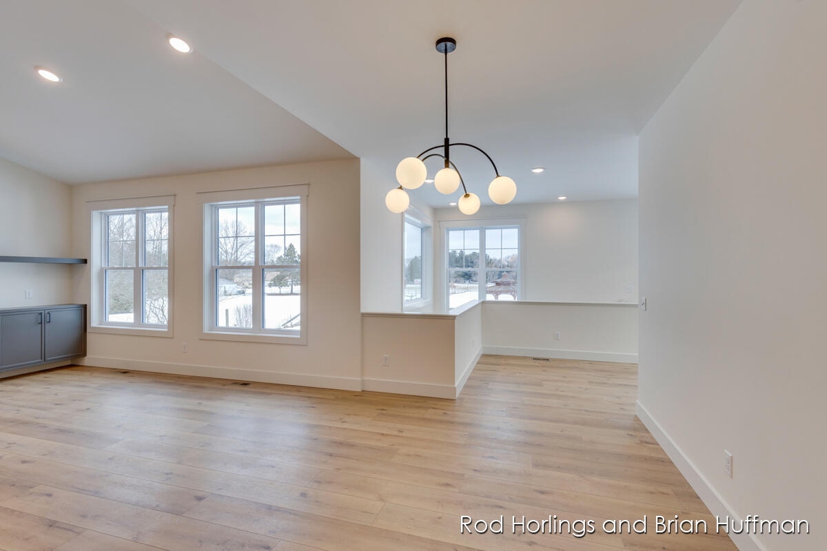 2169 Valentine Street NE