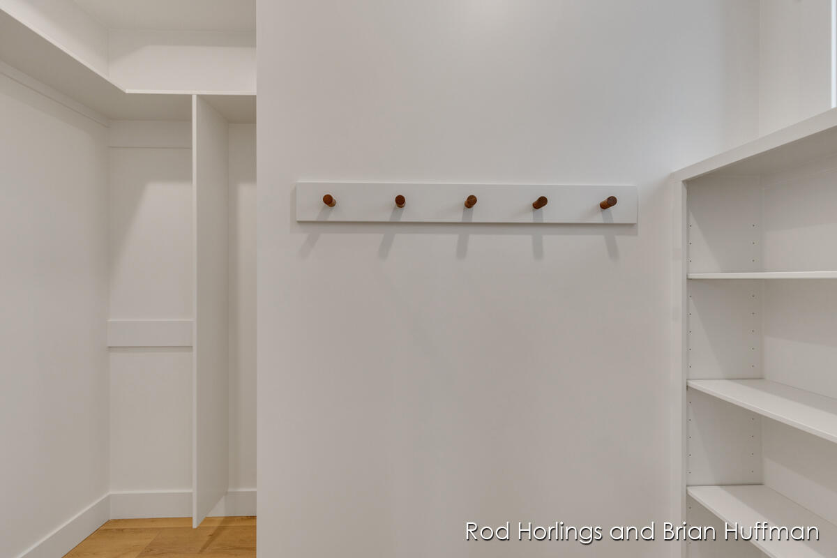 2169 Valentine Street NE