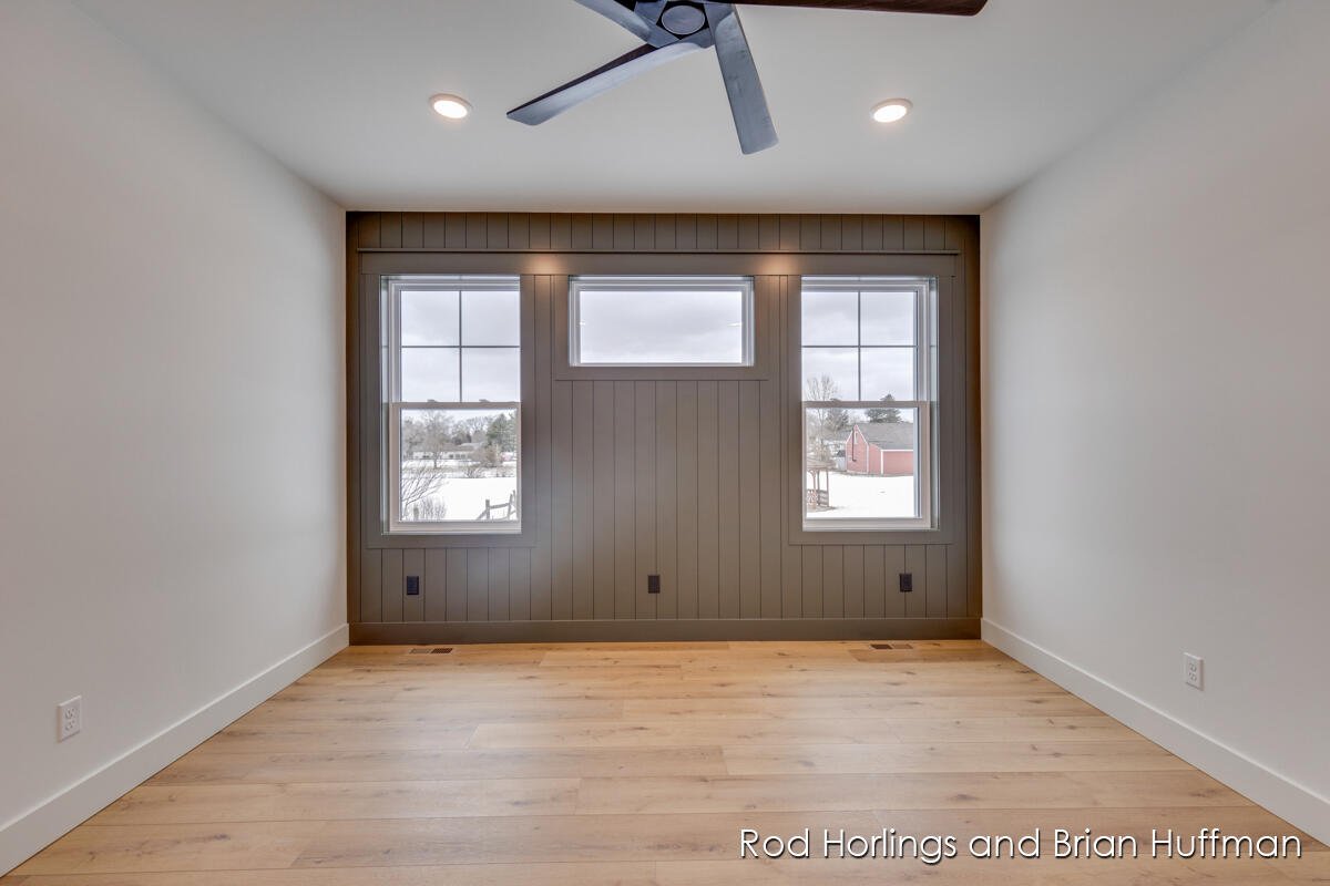 2169 Valentine Street NE