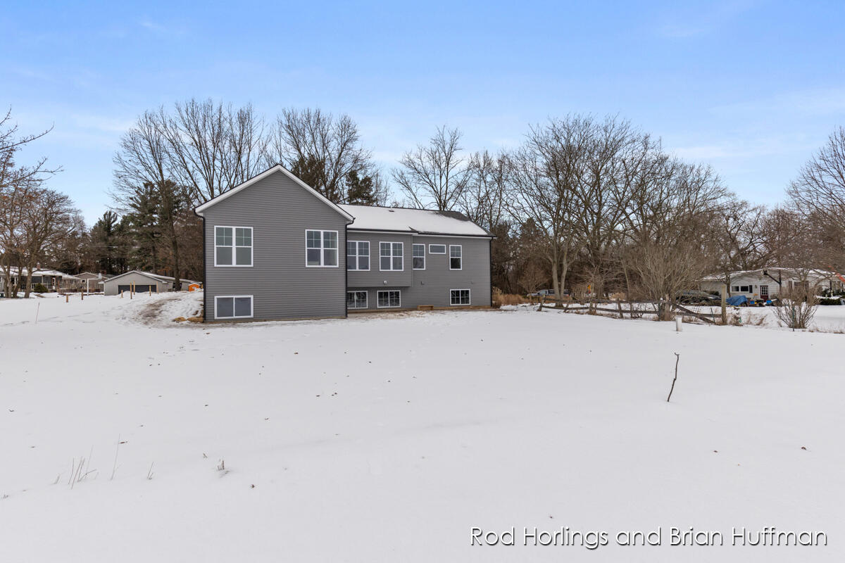 2169 Valentine Street NE