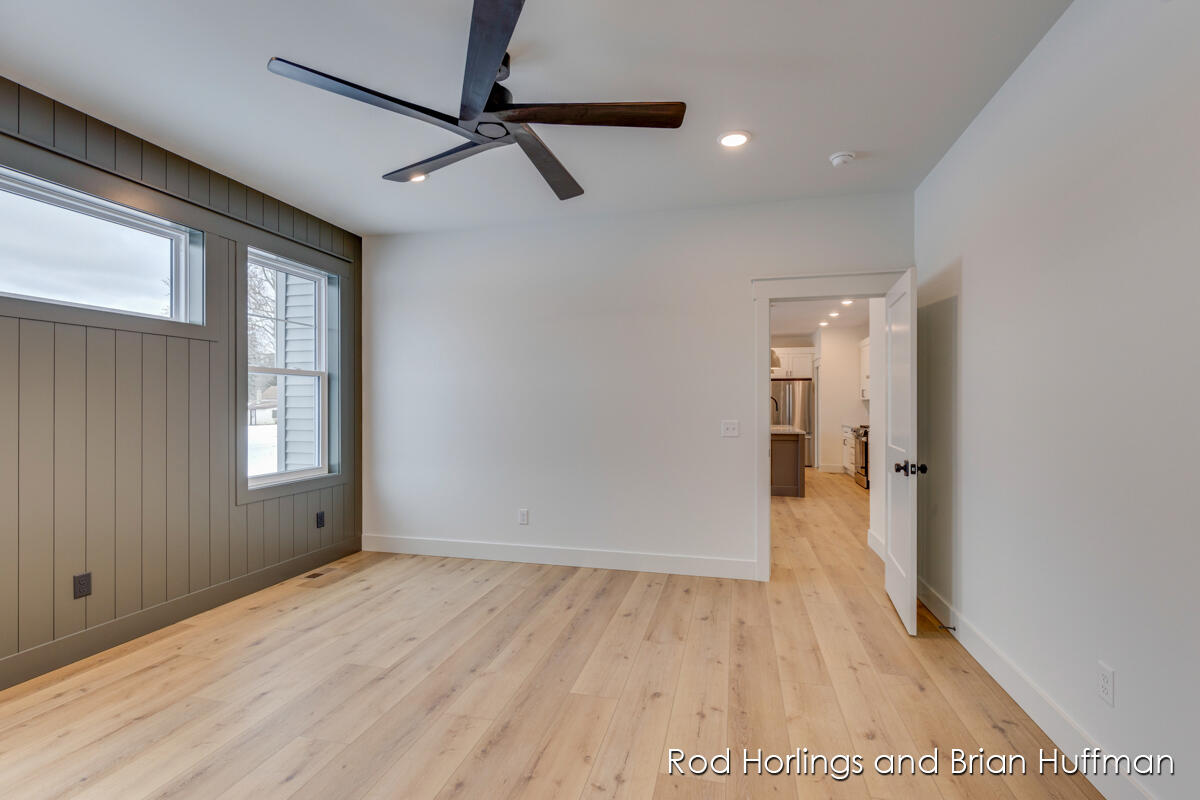 2169 Valentine Street NE