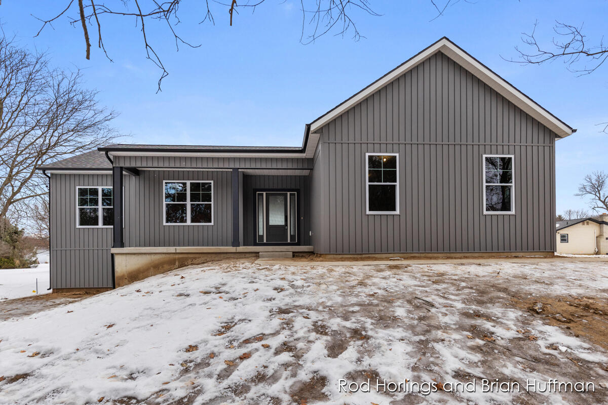 2169 Valentine Street NE