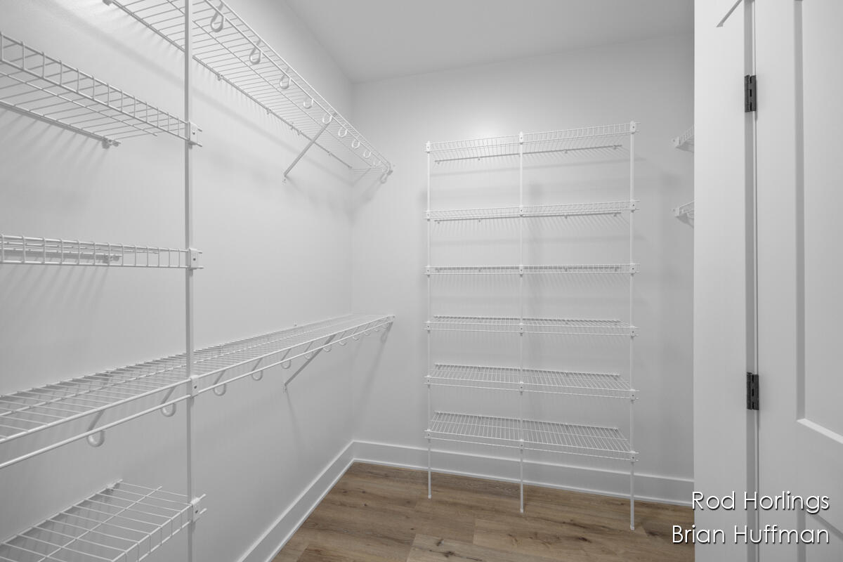 2185 Valentine Street NE