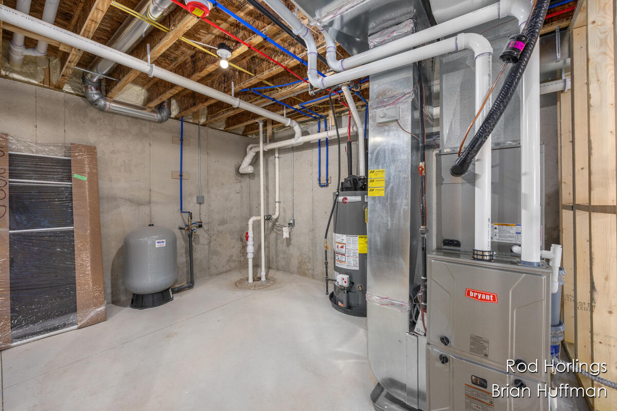 2185 Valentine Street NE