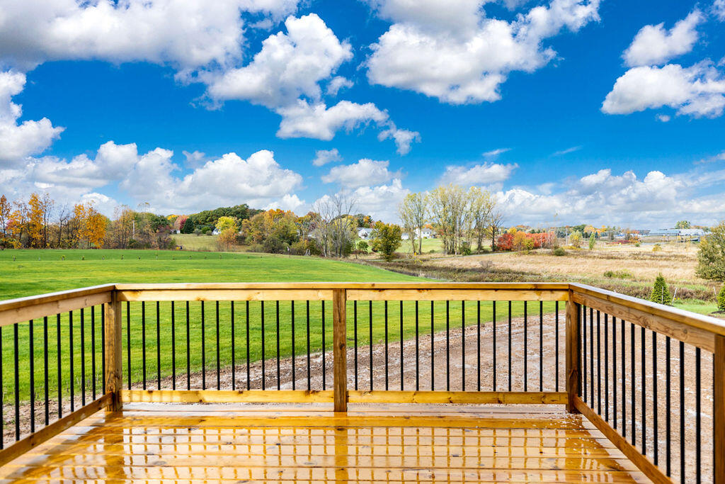 2181 Emerald Lake Court, Grand Rapids