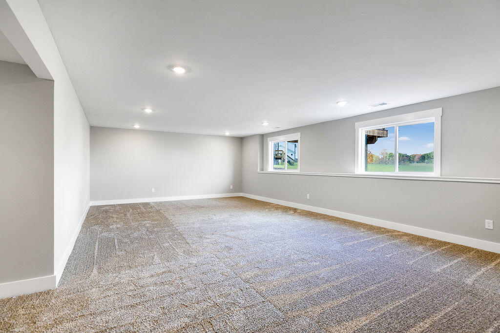 2181 Emerald Lake Court, Grand Rapids