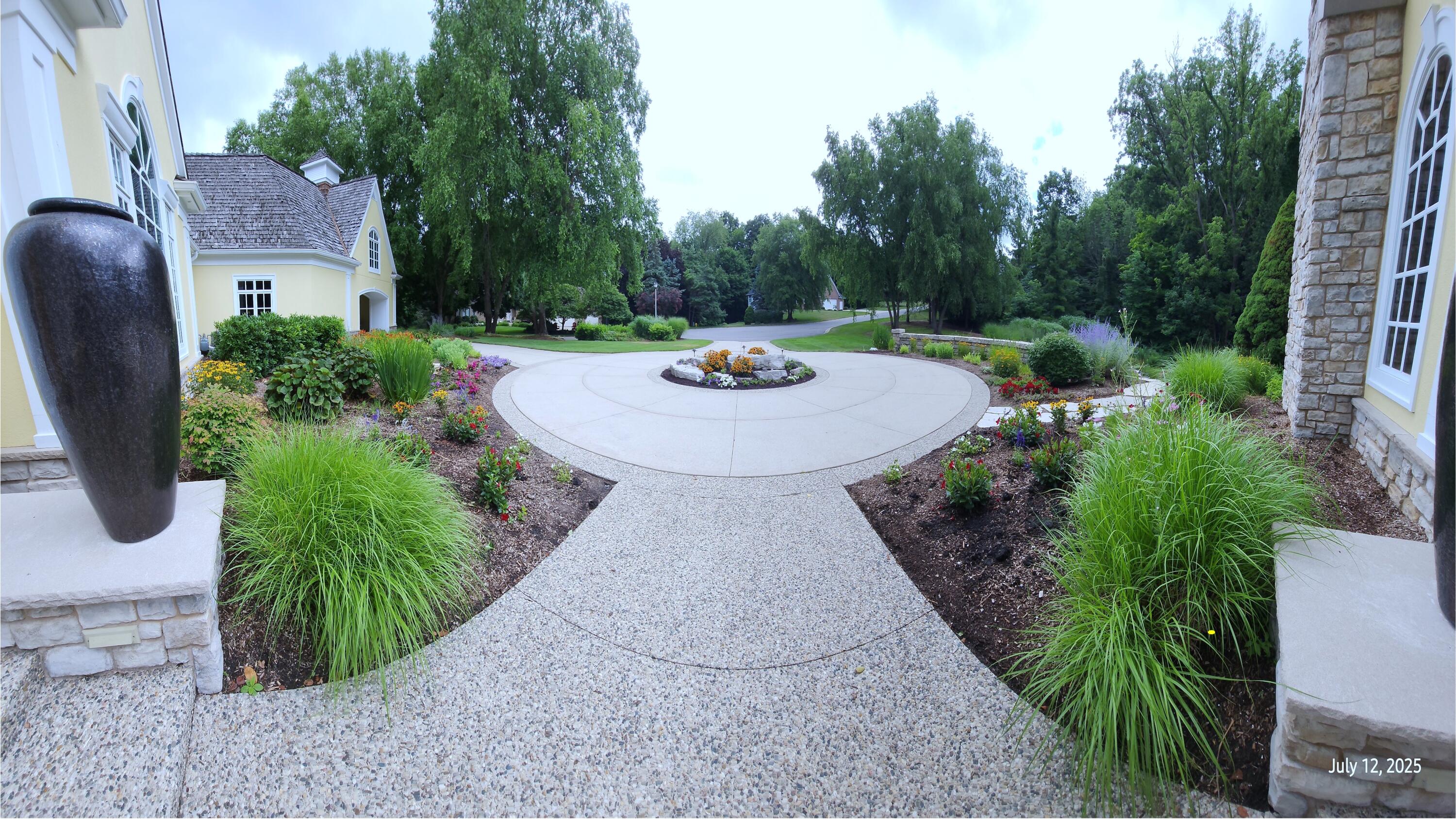 6029 Hillsborough Court SW