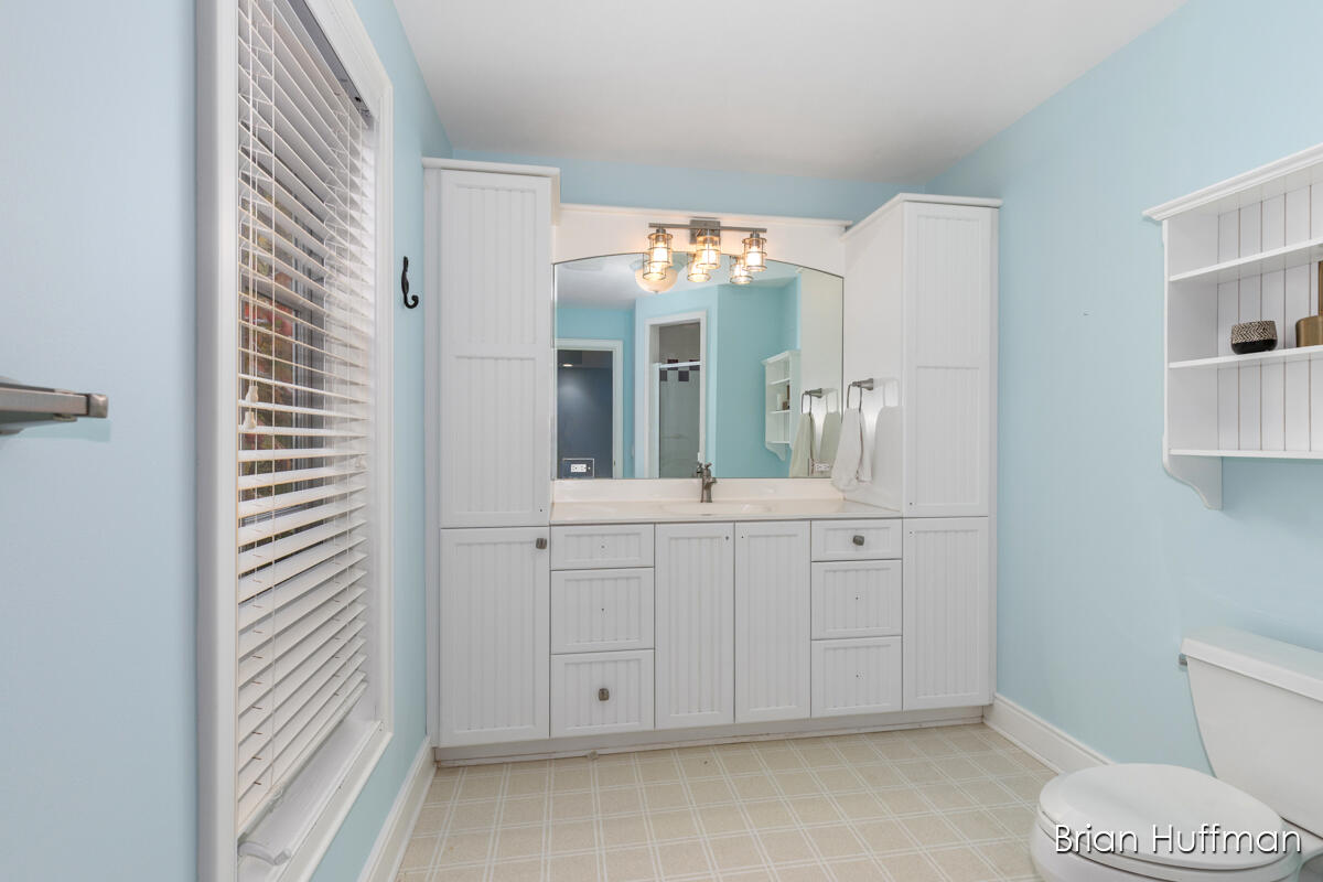 6029 Hillsborough Court SW