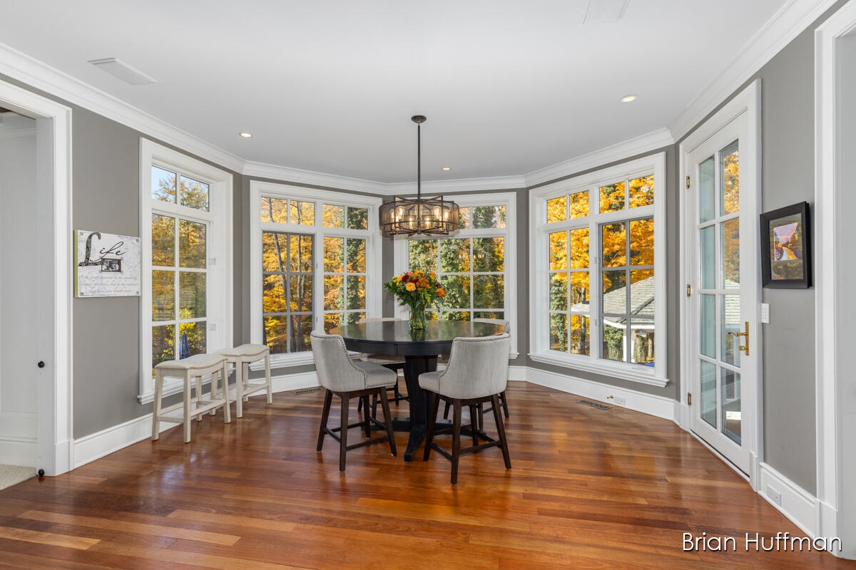 6029 Hillsborough Court SW