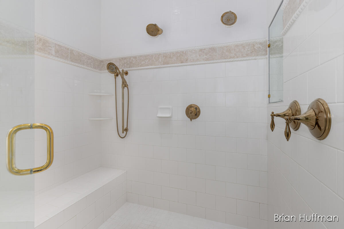 6029 Hillsborough Court SW