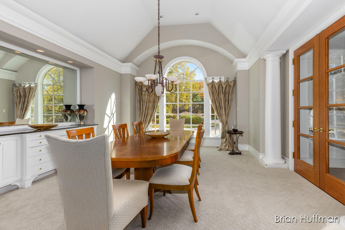 6029 Hillsborough Court SW