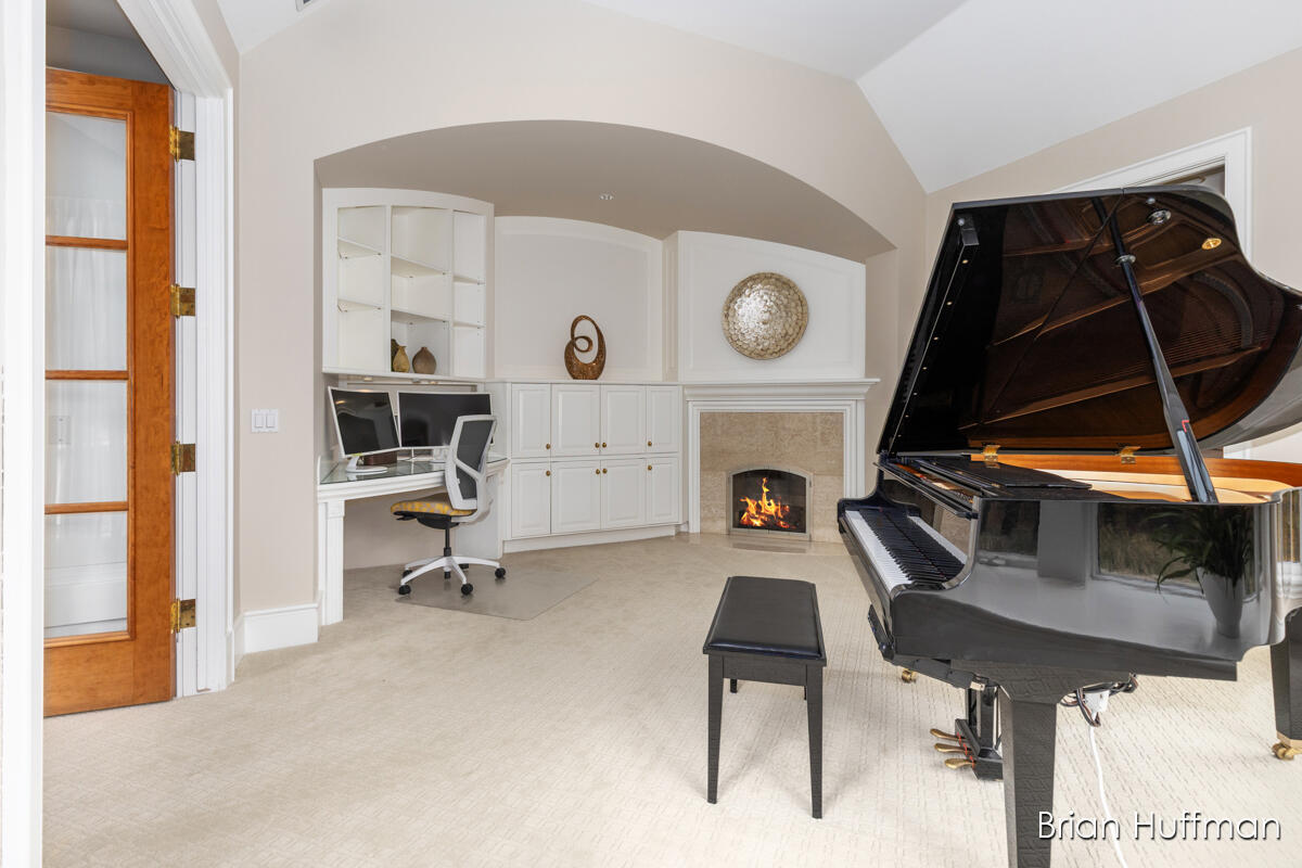 6029 Hillsborough Court SW