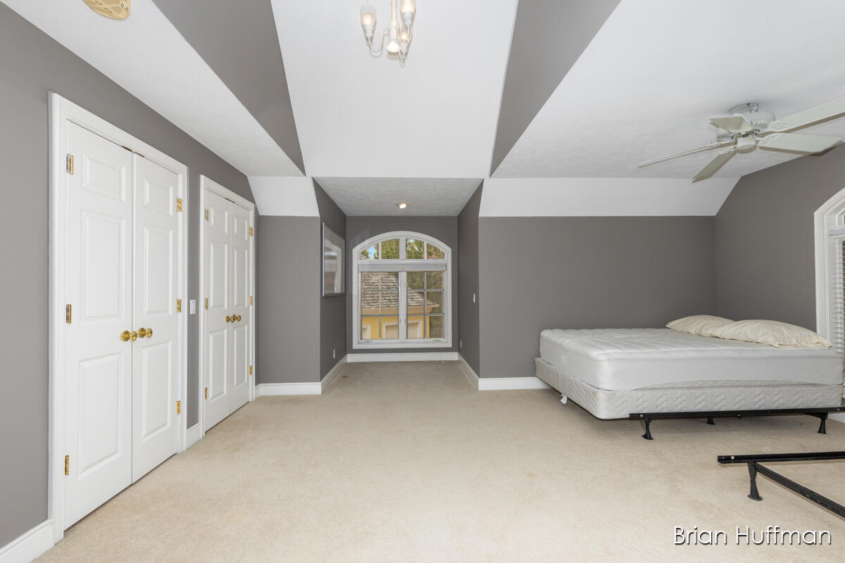 6029 Hillsborough Court SW