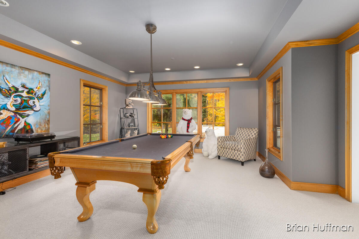 6029 Hillsborough Court SW