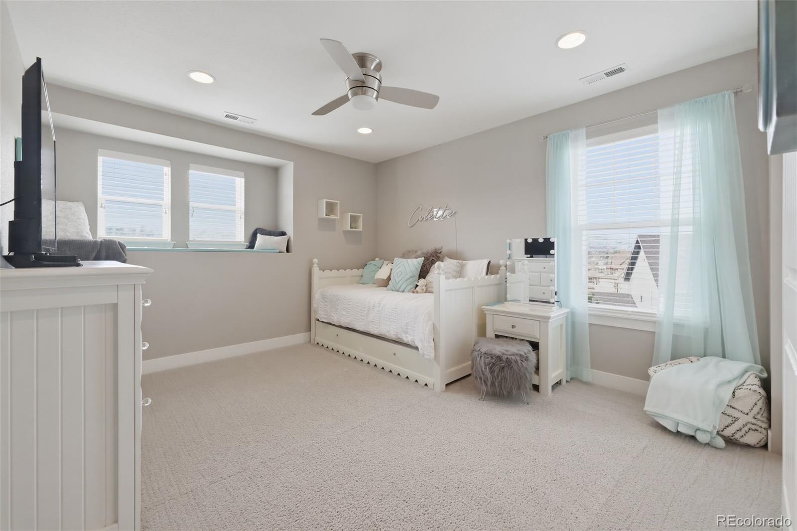 8023 S Eaton Park Court