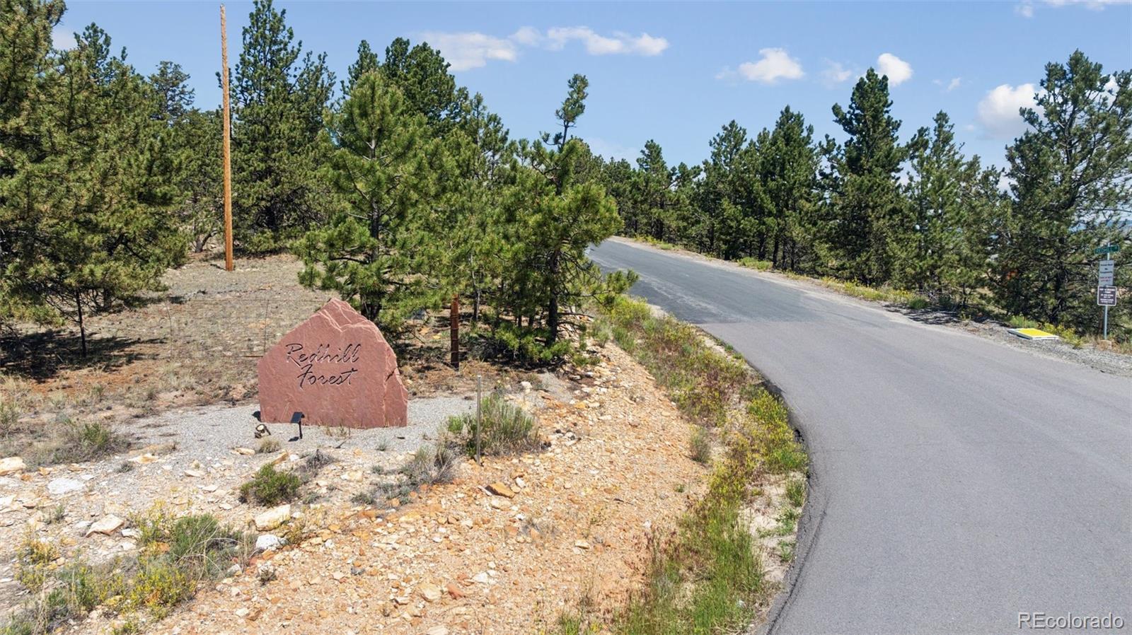 1050 Middle Fork Vista