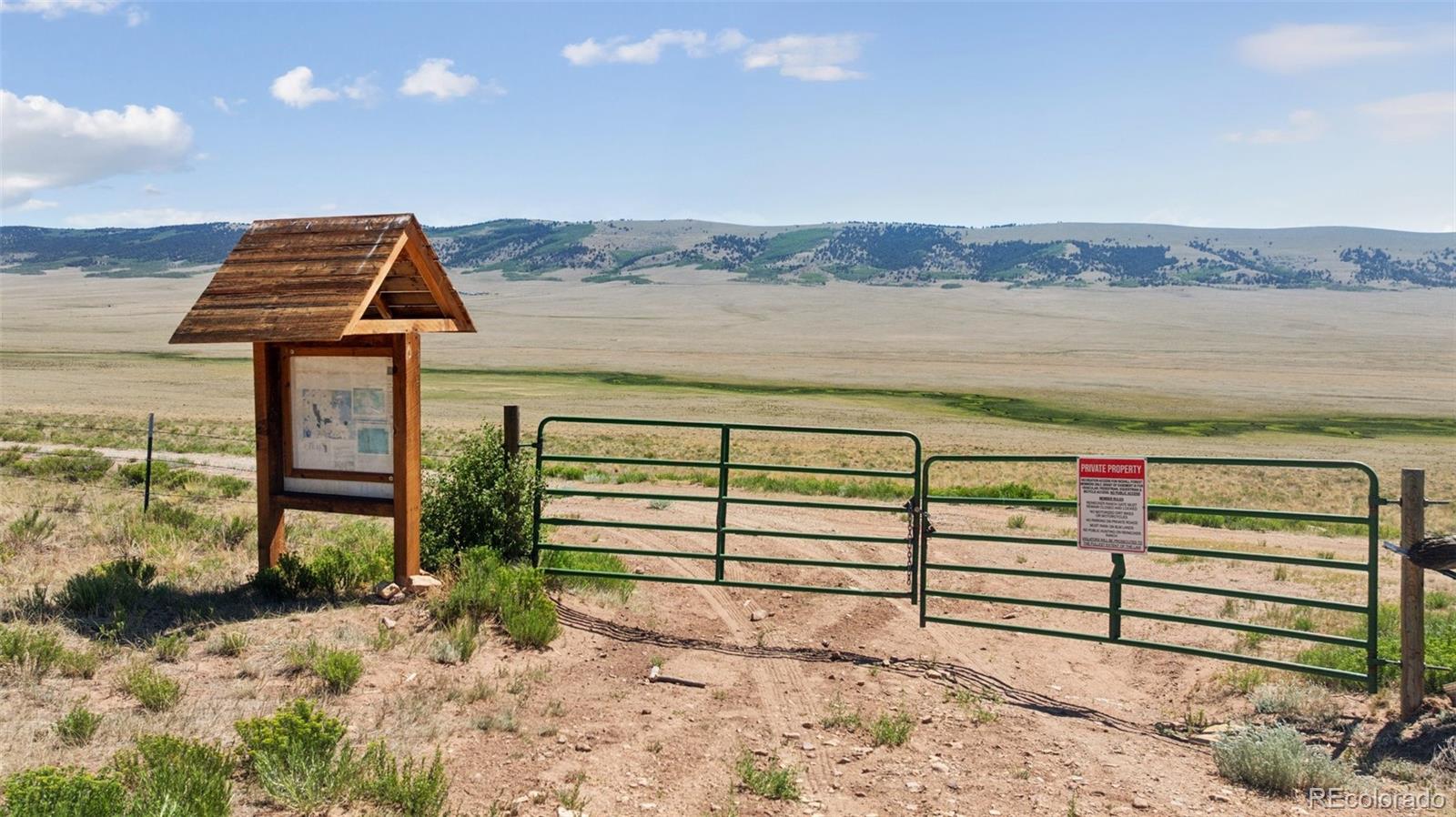 1050 Middle Fork Vista