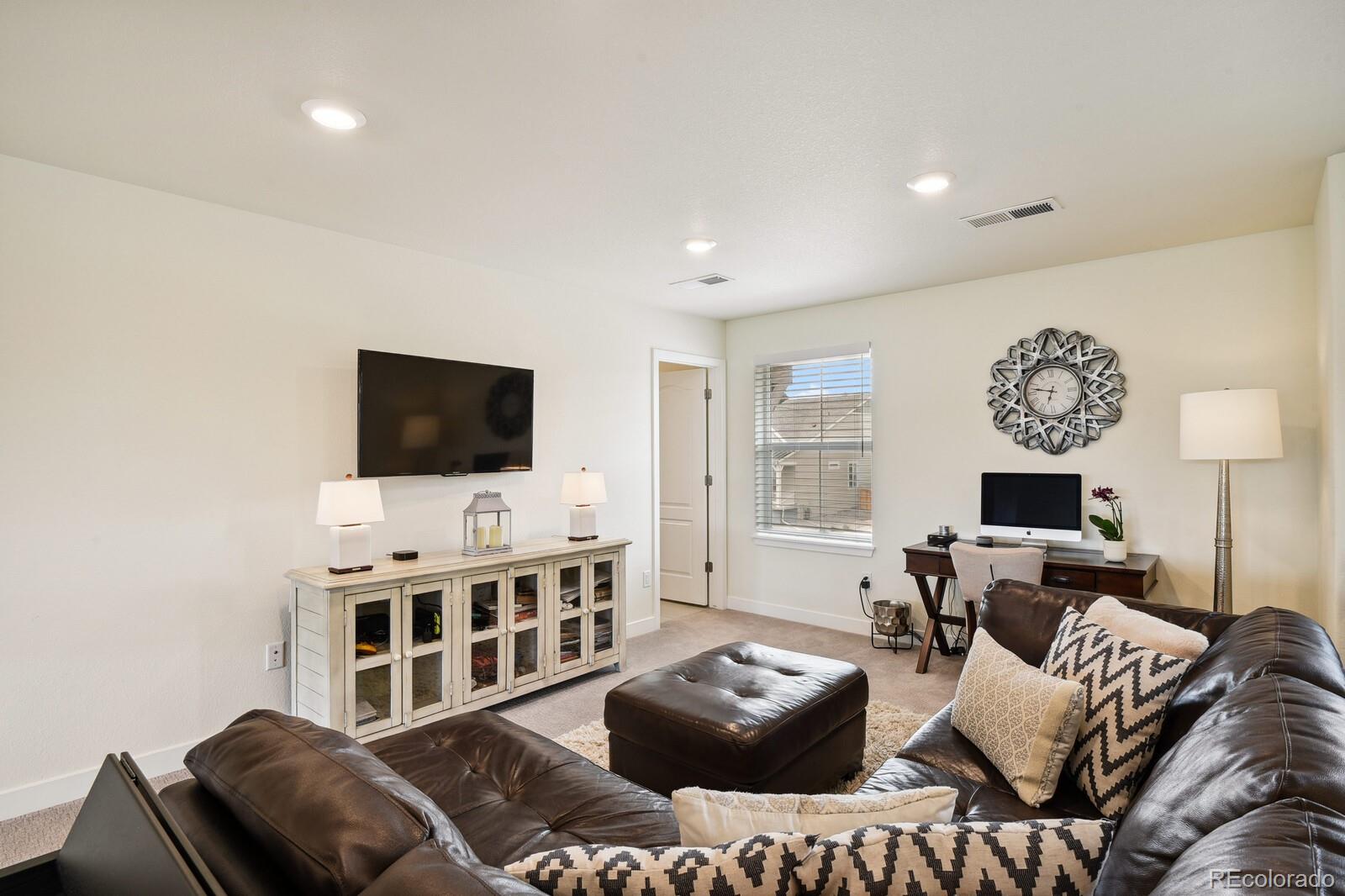 7130 Hyland Hills Street