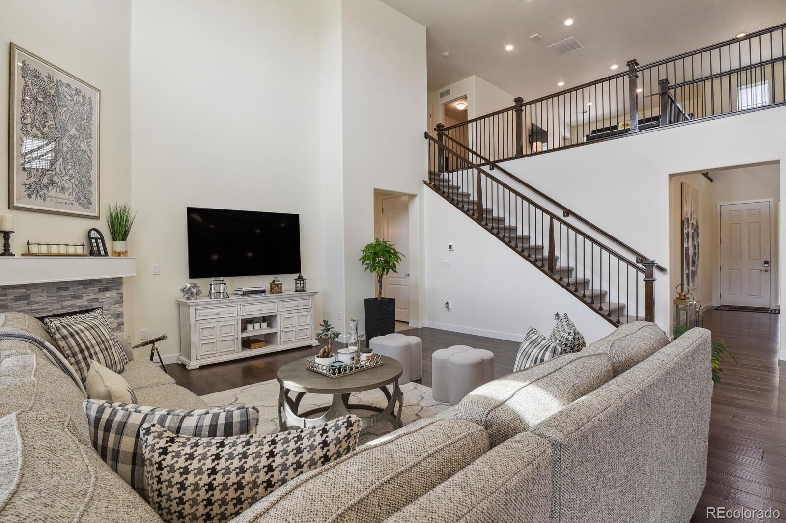 7130 Hyland Hills Street