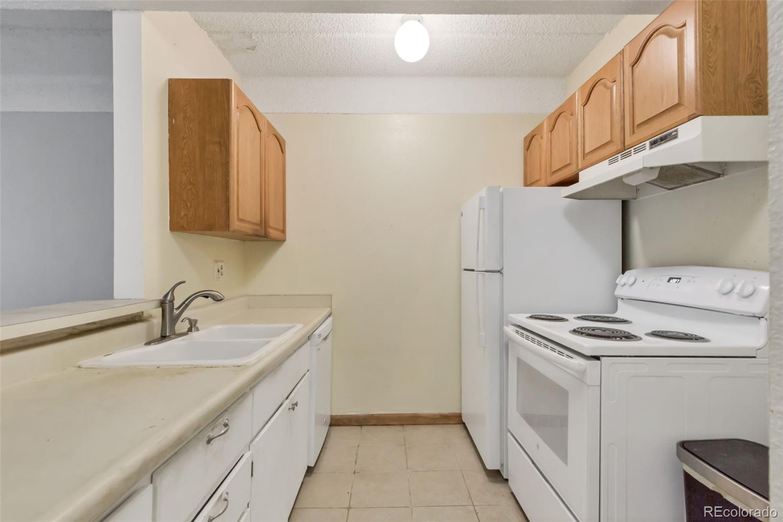 10650 E Tennessee Avenue Unit: 103