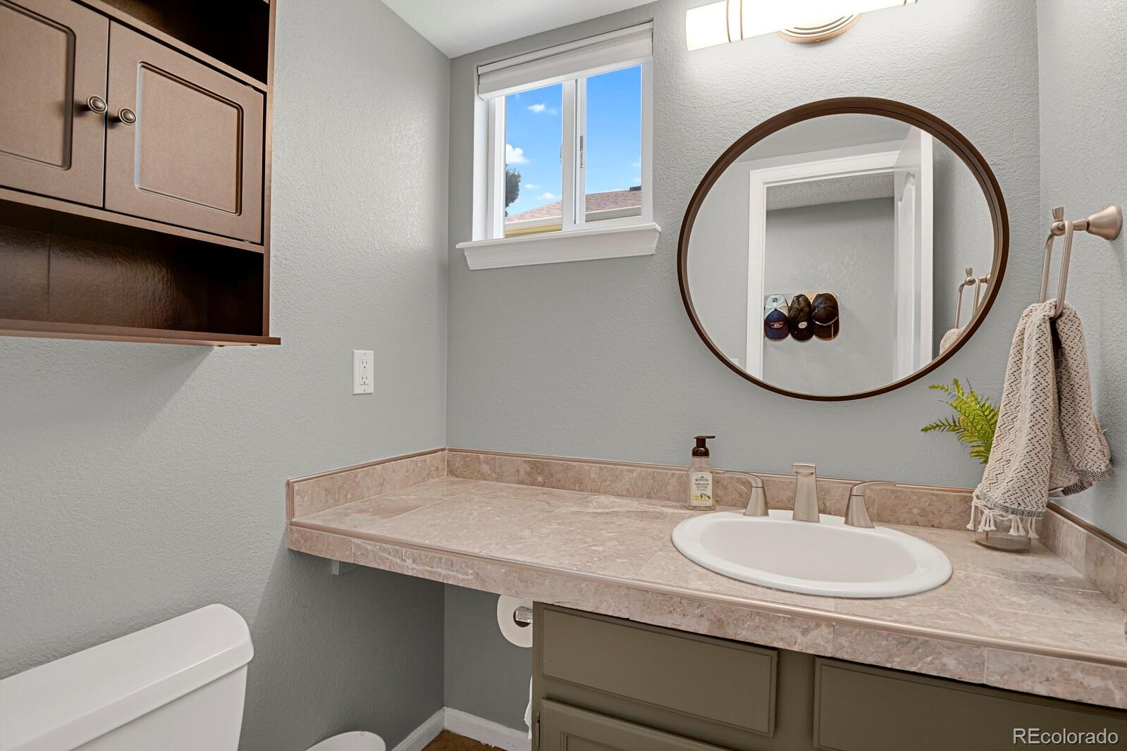 5270 E Holcomb Street