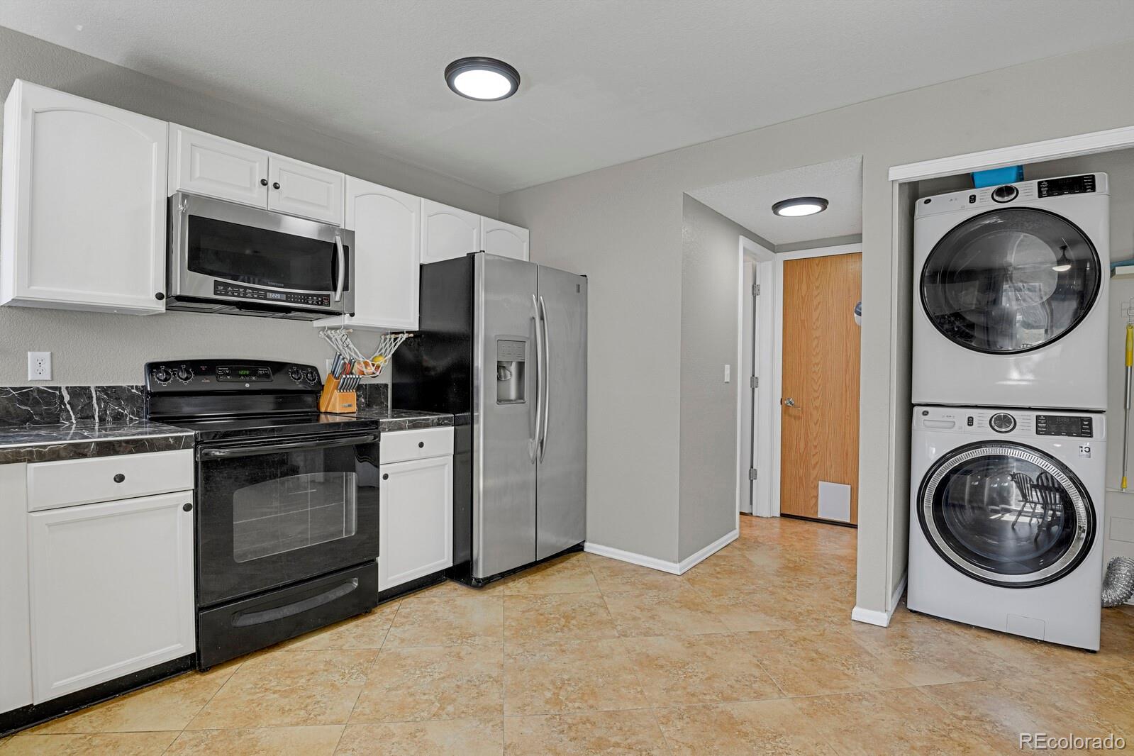 5270 E Holcomb Street